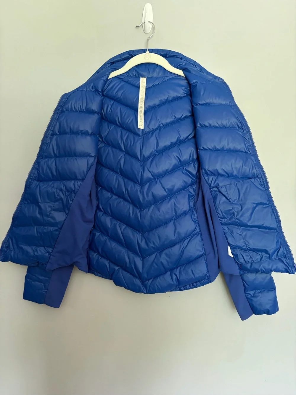 ALO YOGA Relief Puffer Down Jacket Women's Size Medium Blue Full Zip